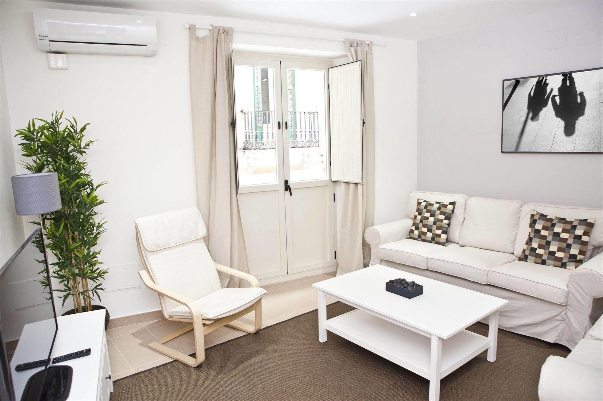 Apartamentos Unisierra Malaga Ngoại thất bức ảnh