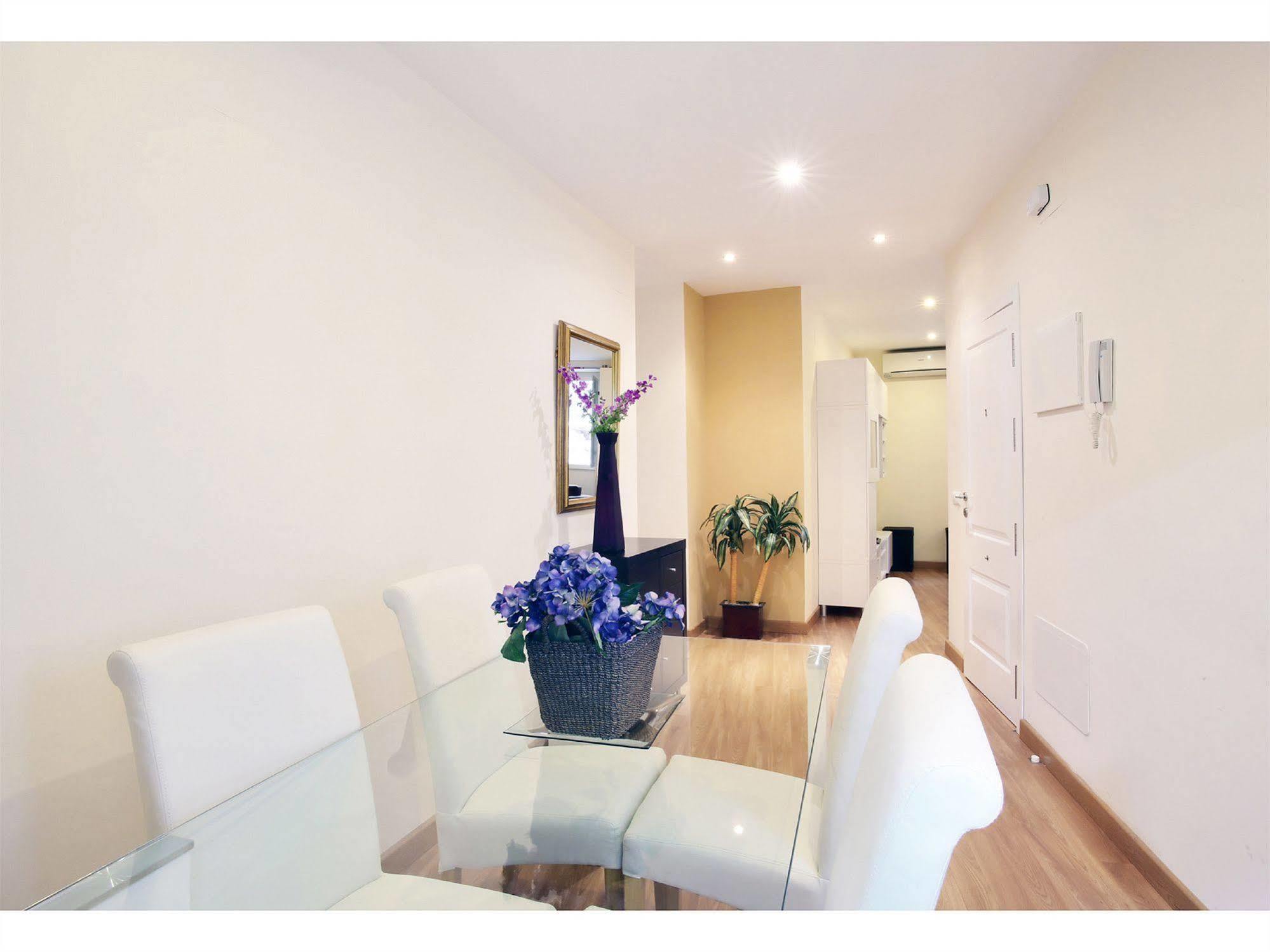 Apartamentos Unisierra Malaga Ngoại thất bức ảnh