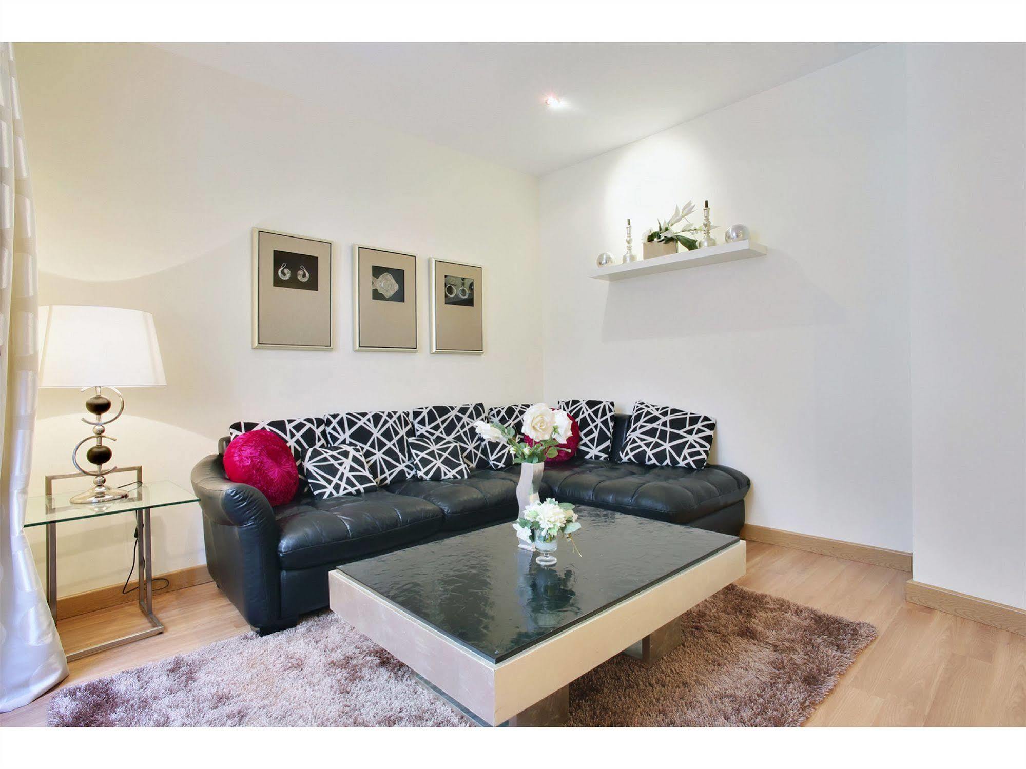 Apartamentos Unisierra Malaga Ngoại thất bức ảnh